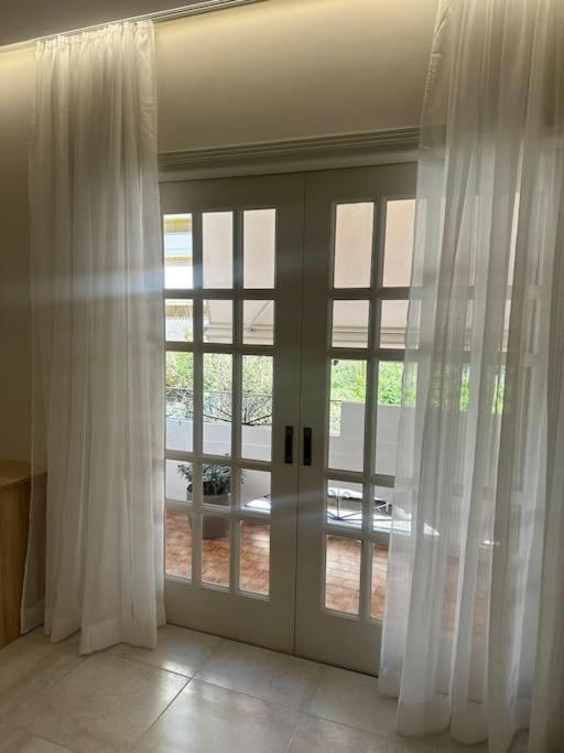 Eclectic Near Downtown Apartment